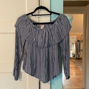 Off the shoulder long sleeve, flowy top